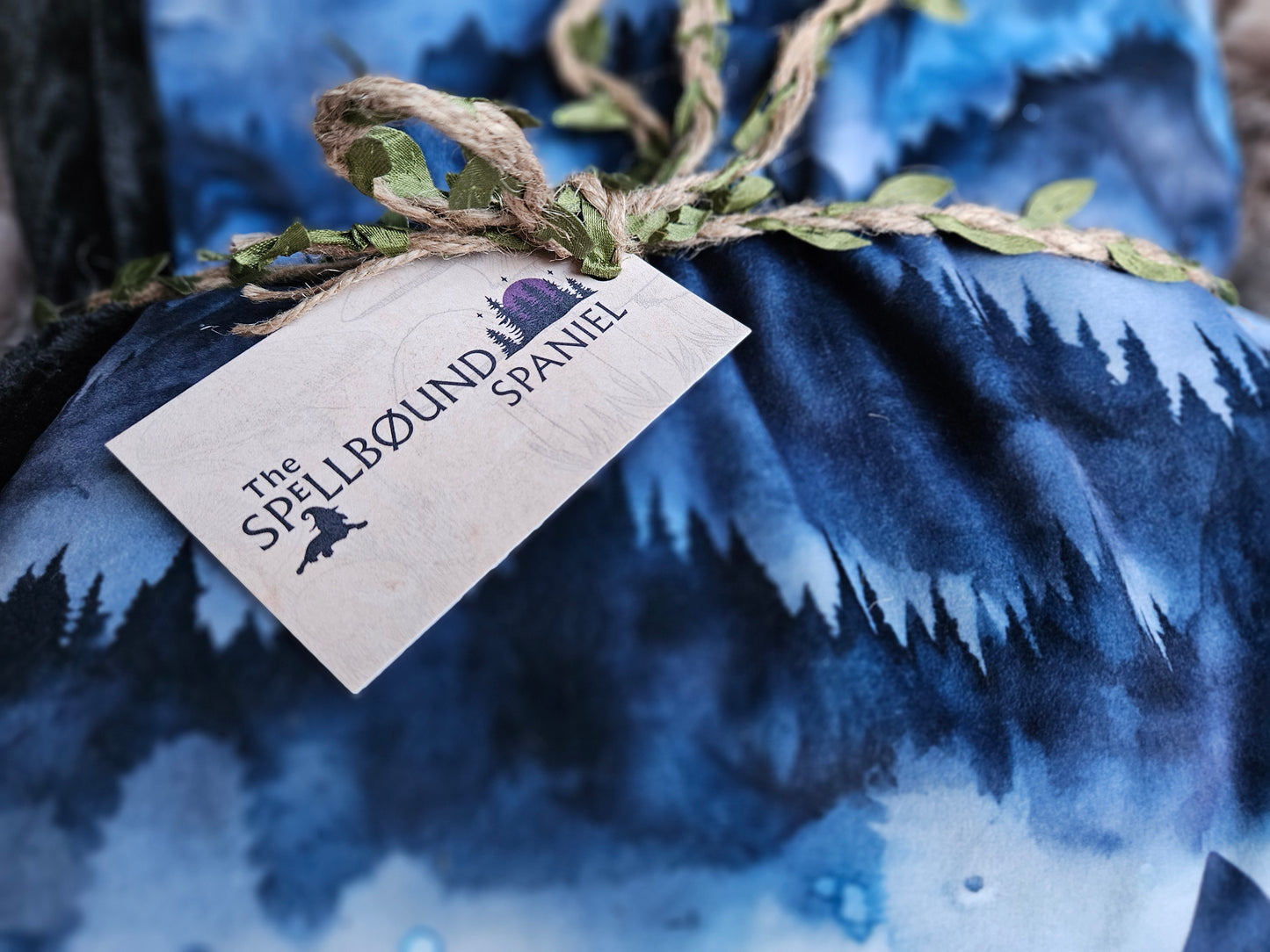 Regular Size Handmade Luxury Human Blanket (165cm x 135cm)